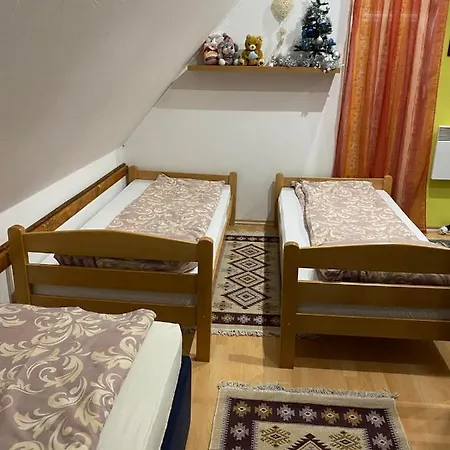 Vikendica Milica * Pale